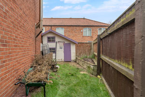 Photo 32- click for photo gallery